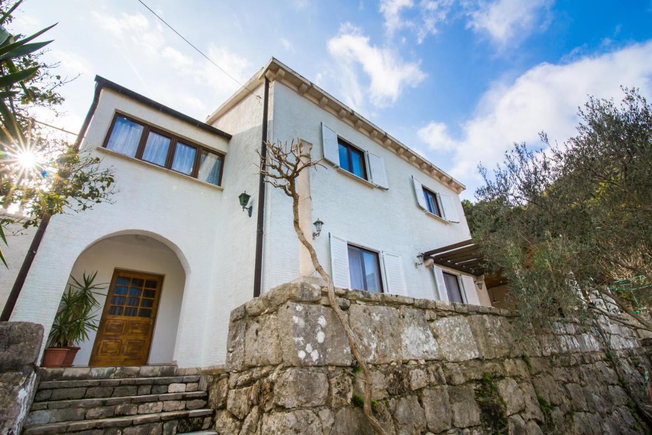 Apartment Nadine Mljet Mit Meerblick Okuklje Exterior photo