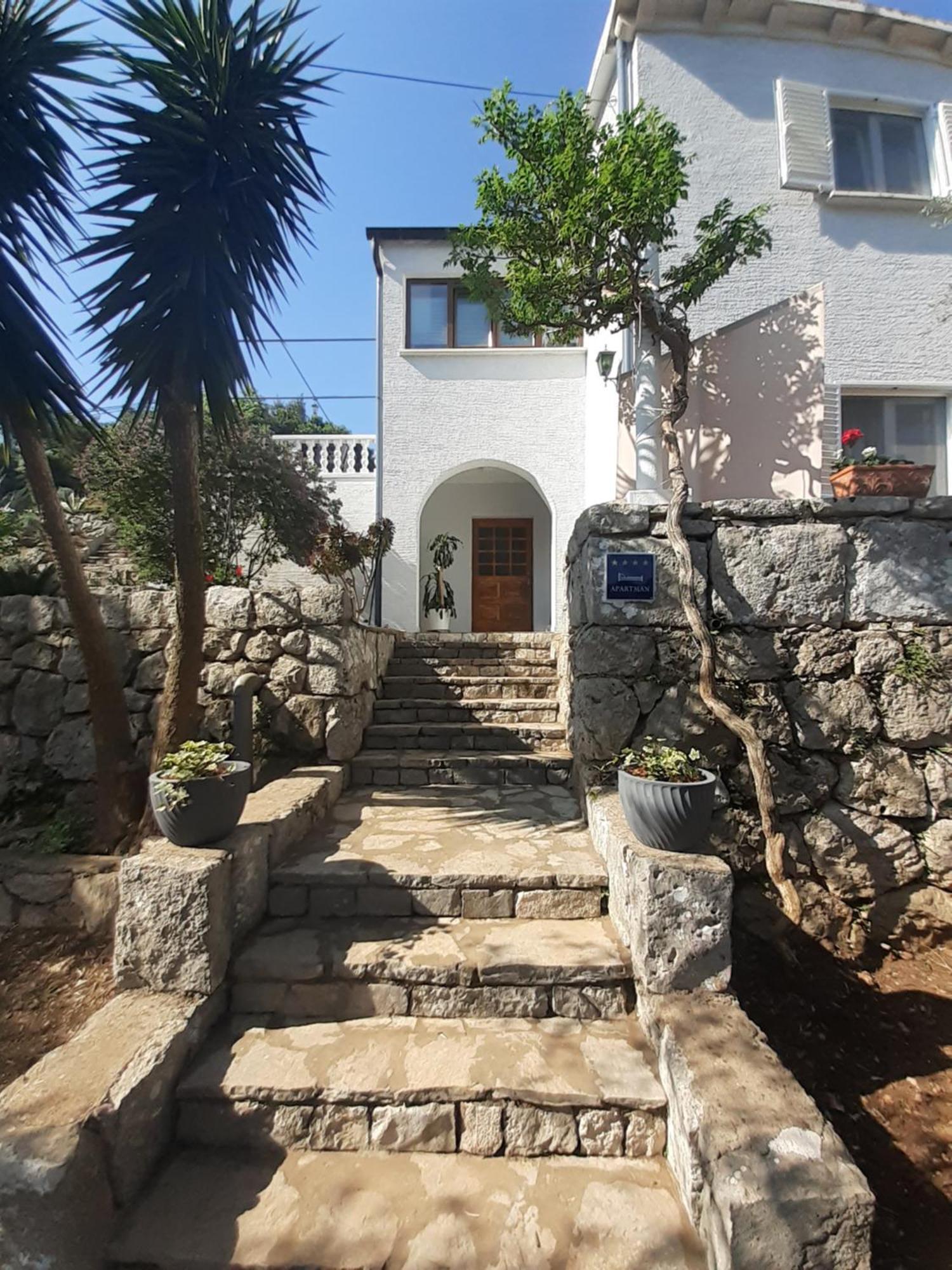 Apartment Nadine Mljet Mit Meerblick Okuklje Exterior photo